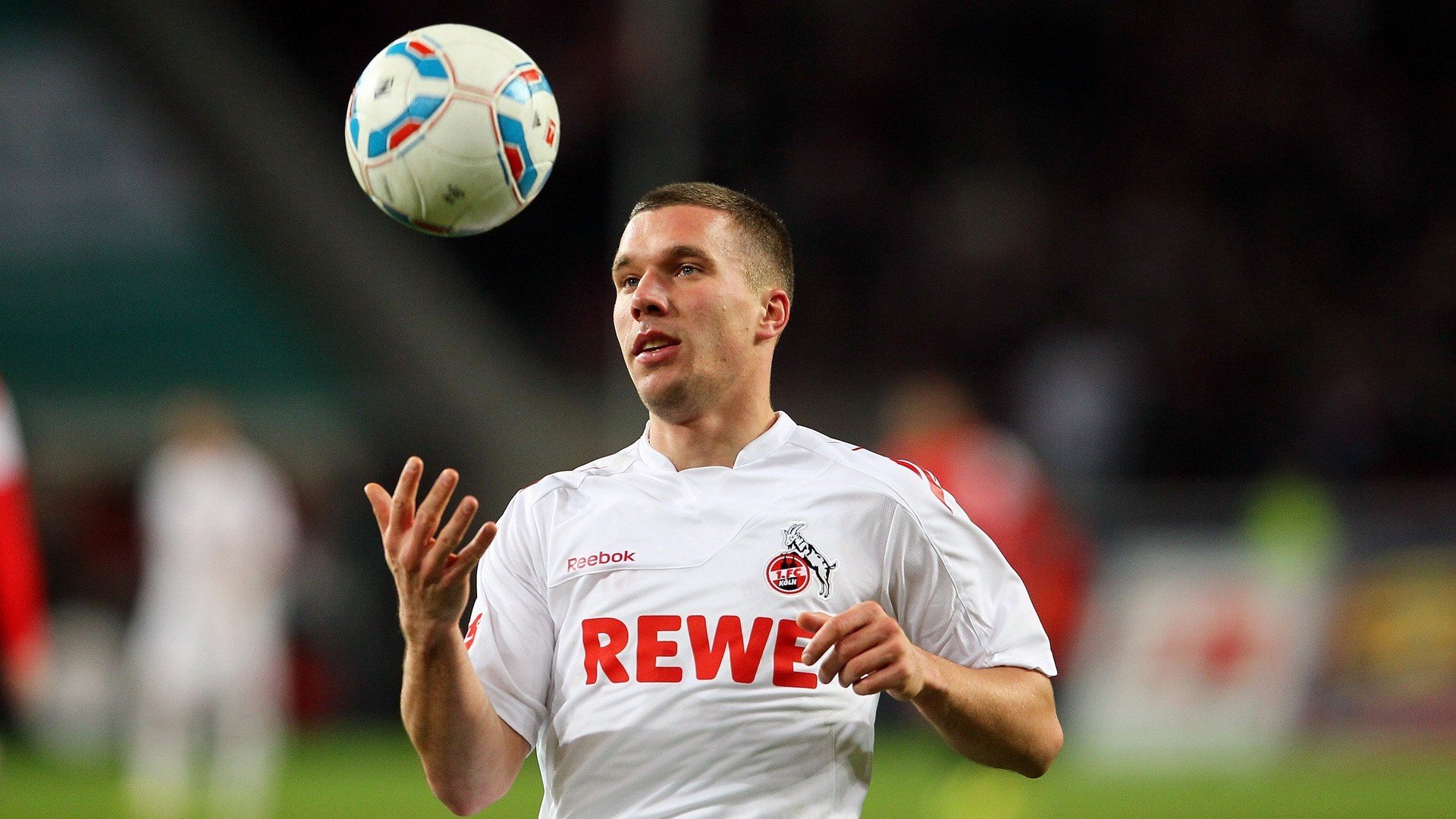 开云体育中国官网-赛季收官在即，焦点人物表现值得期待